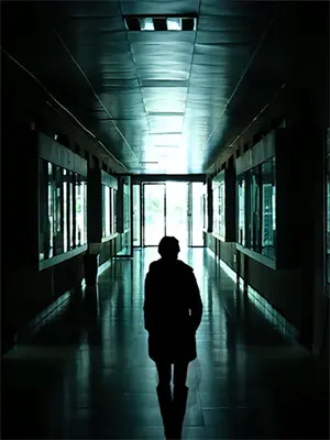 老公的情人成了我家恐怖的月嫂